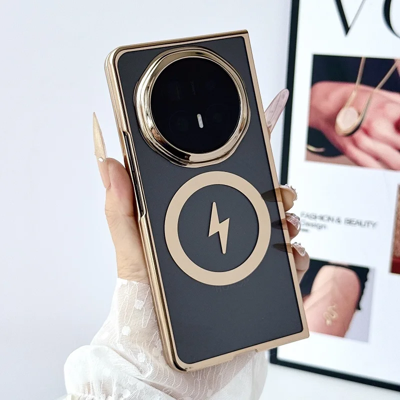 Sleek Magnetic Plating Clear Shockproof Fashion Case