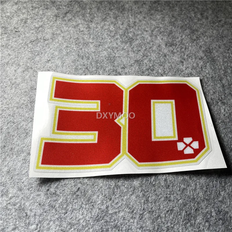 Adesivo Per Lo Styling Dell'Auto Per Casco Modificato Tomaia Centrale Jinggui Lens Triangle Rider 30 Q Version Motocross Decoration Mini Decalcomanie