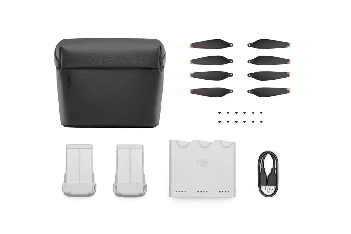 DJI MINI 3 PRO バッテリー3個　Fly more kit plus DJI Mini 3 Pro Fly More Kit Plusには、バッテリー2個、充電