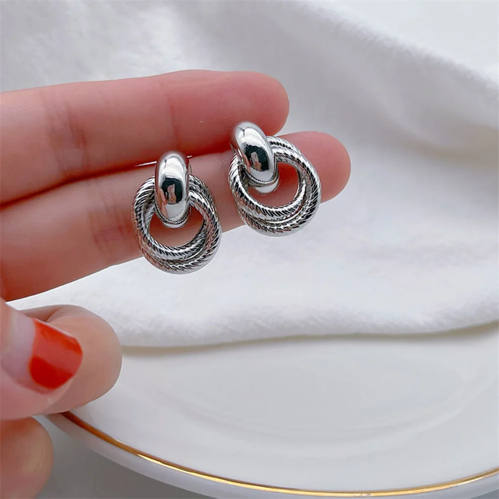 Vintage Gold Color Geometric Round Clip Earrings Non Pierced Metal Jewelry Ear Cuff Earings Aretes De Mujer