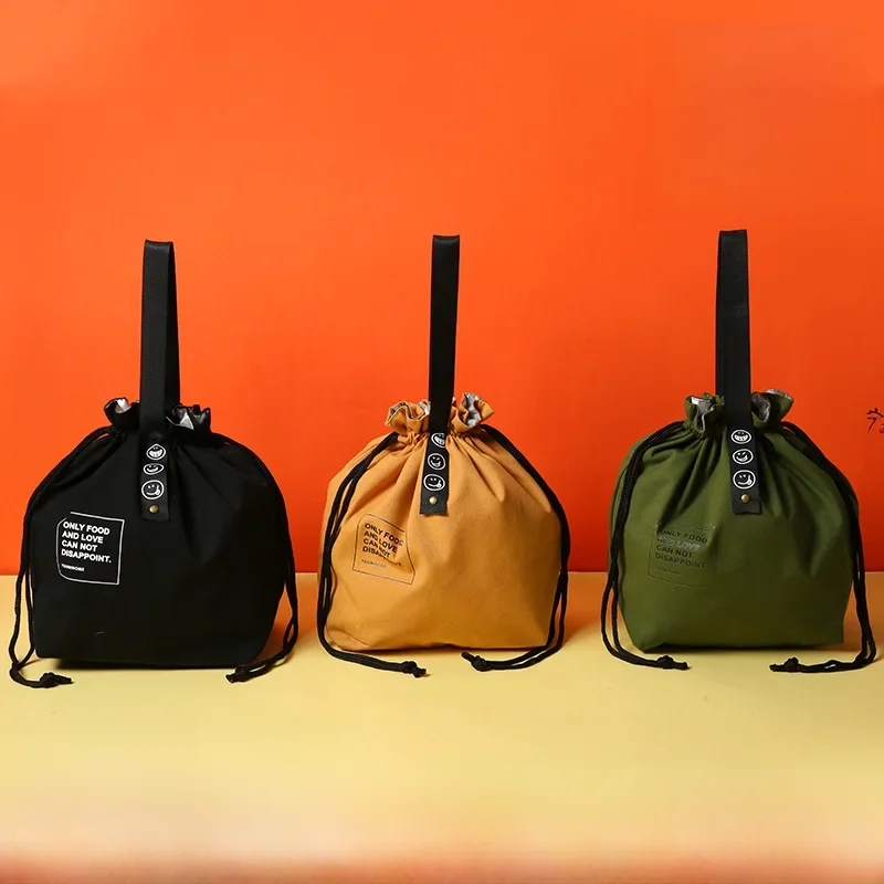 Spot simple letter Dragon Boat Festival drawstring insulated lunch box bag portable cotton and linen lunch bag waterproof lunch bag
