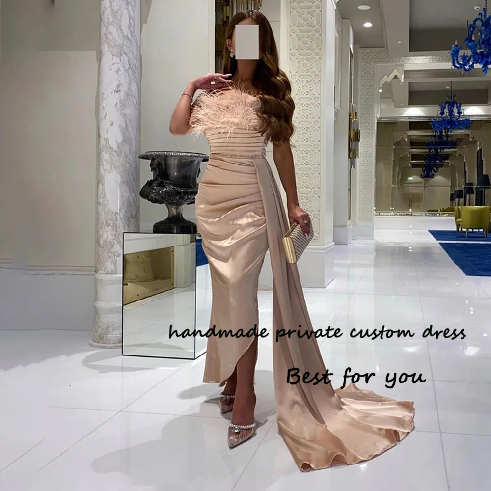 

Arabic Dubai Mermaid Prom Dresses with Slit Train Feather Strapless Pleats Satin Evening Dress Long Women Formal Party Gowns