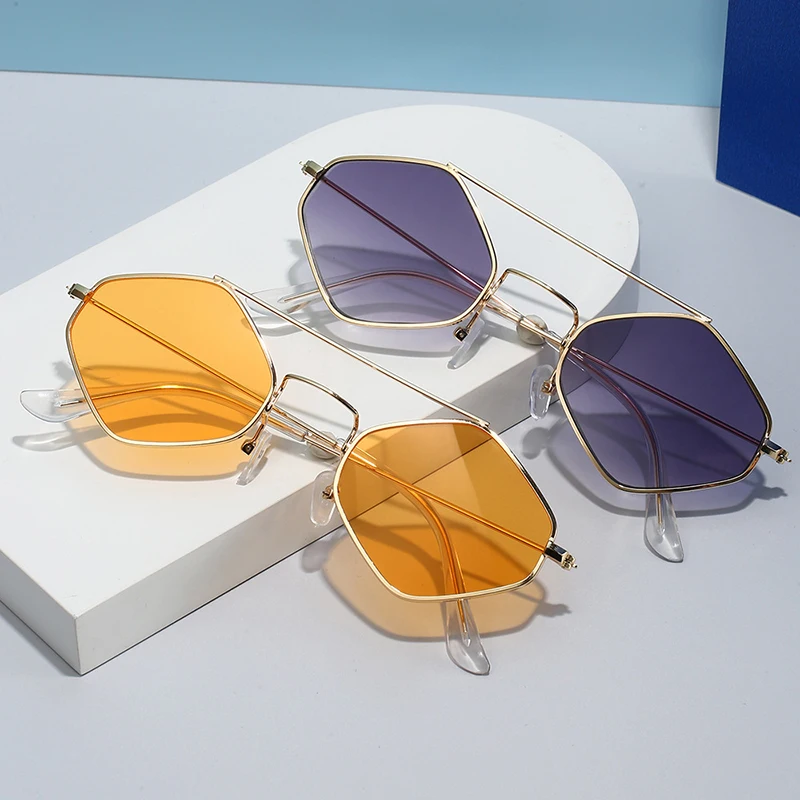 ������ �ٰ��� ���� ���۶�, ��Ʈ�� ��Ż ������ �� ���� �� ������