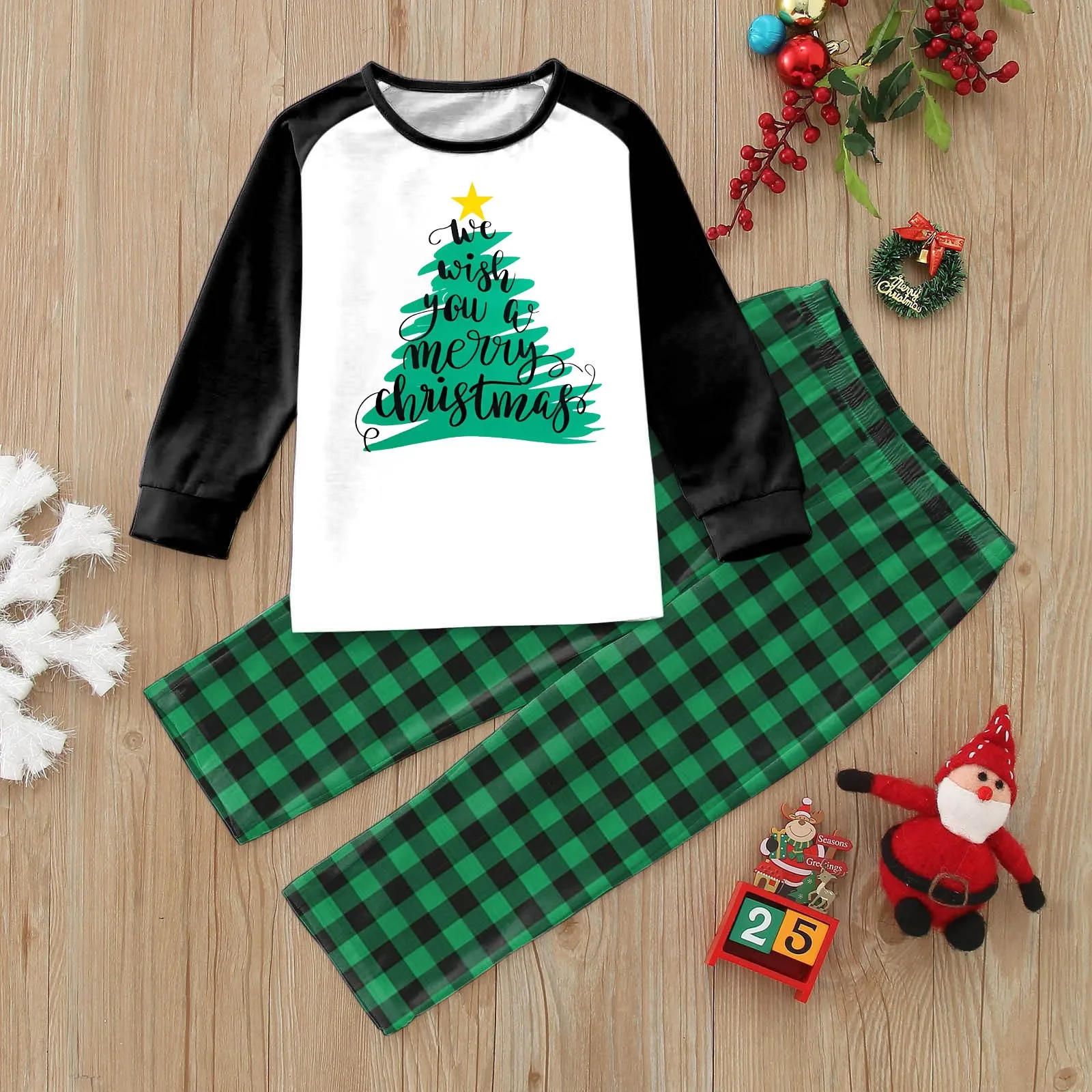 thumbnail image 1 of Conjunto de pijama navideño de 2 piezas a juego para toda la familia, ropa de dormir con estampado de árbol de Navidad, conjunto de camiseta y pantalones nuevos, conjunto para padres e hijos, 1 of 5