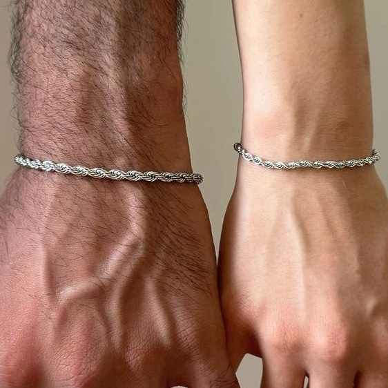 Europe And The United States cross-border New Simple Light Luxury High Sense Of Stainless Steel Twist Couple Bracelet Baita Hand