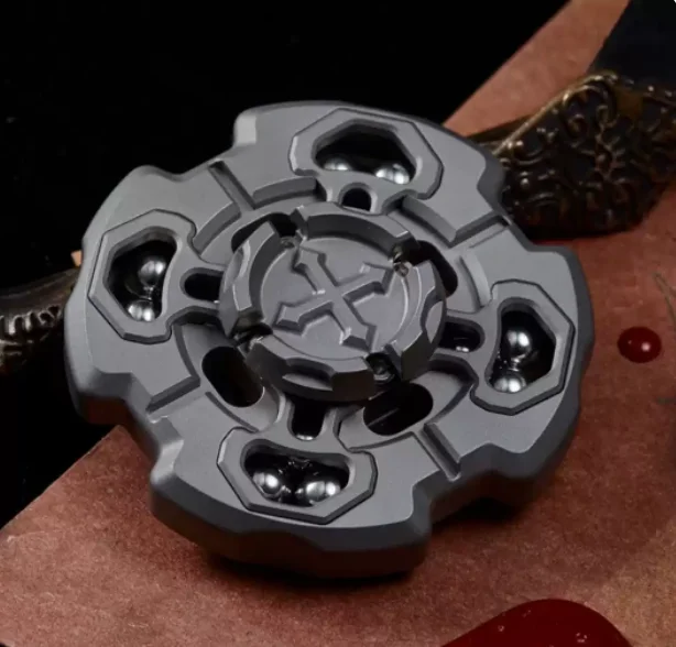 

Second-hand product EDC TMAX fingertip gyroscope