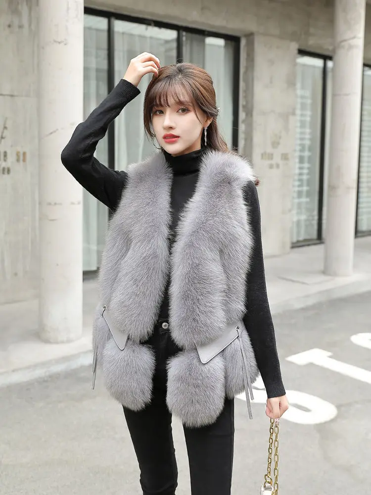 

2023 Woman Faux Fox Fur Down Puffer Vests Clothes Sleeveless Light Gray Tops Waistcoats Vintage Jackets Cardigans New QY245