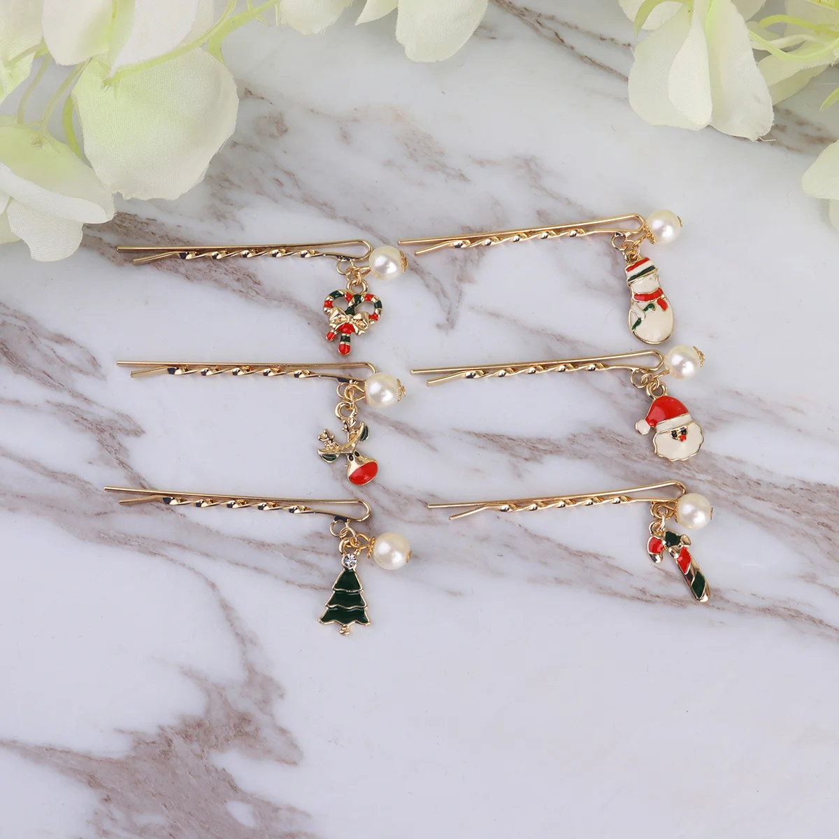 

6Pcs Christmas Pearl Hair Clips Alloy Santa Snowman Elk Xmas Tree Charms Beads Hair Festive Bobby for New Year Gift Party