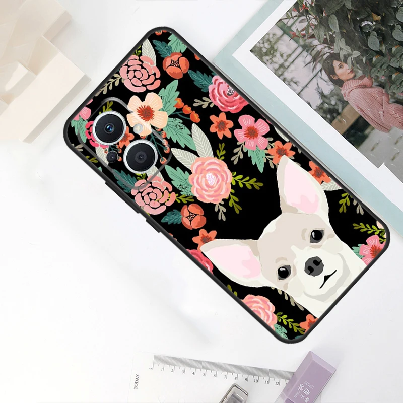 Chihuahua Floral Design Dog-Themed Phone Case