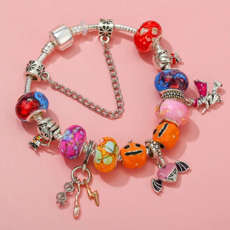 thumbnail image 1 of Disney-pulsera con abalorios de Star Wars para mujer, brazalete con diseño de arma Ultimate, Darth Vader, BB-8, C-3PO, Chewbacca, Yoda, 1 of 5