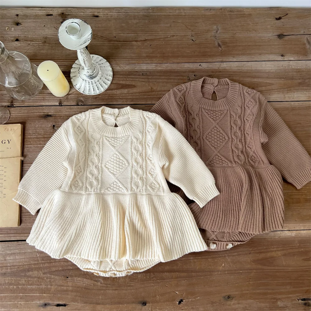 

Winter Baby Girs Knitted Dress Ruffle Layers Infant Bodysuit Vintage Newborn Long Sleeve Romper Jumpsuit Soft Warm Baby Clothing
