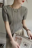 Femme vêtements haut femmes Miyake plissé à manches courtes femme été mince élastique col rond Joker mince plissé creux T-shirt 2