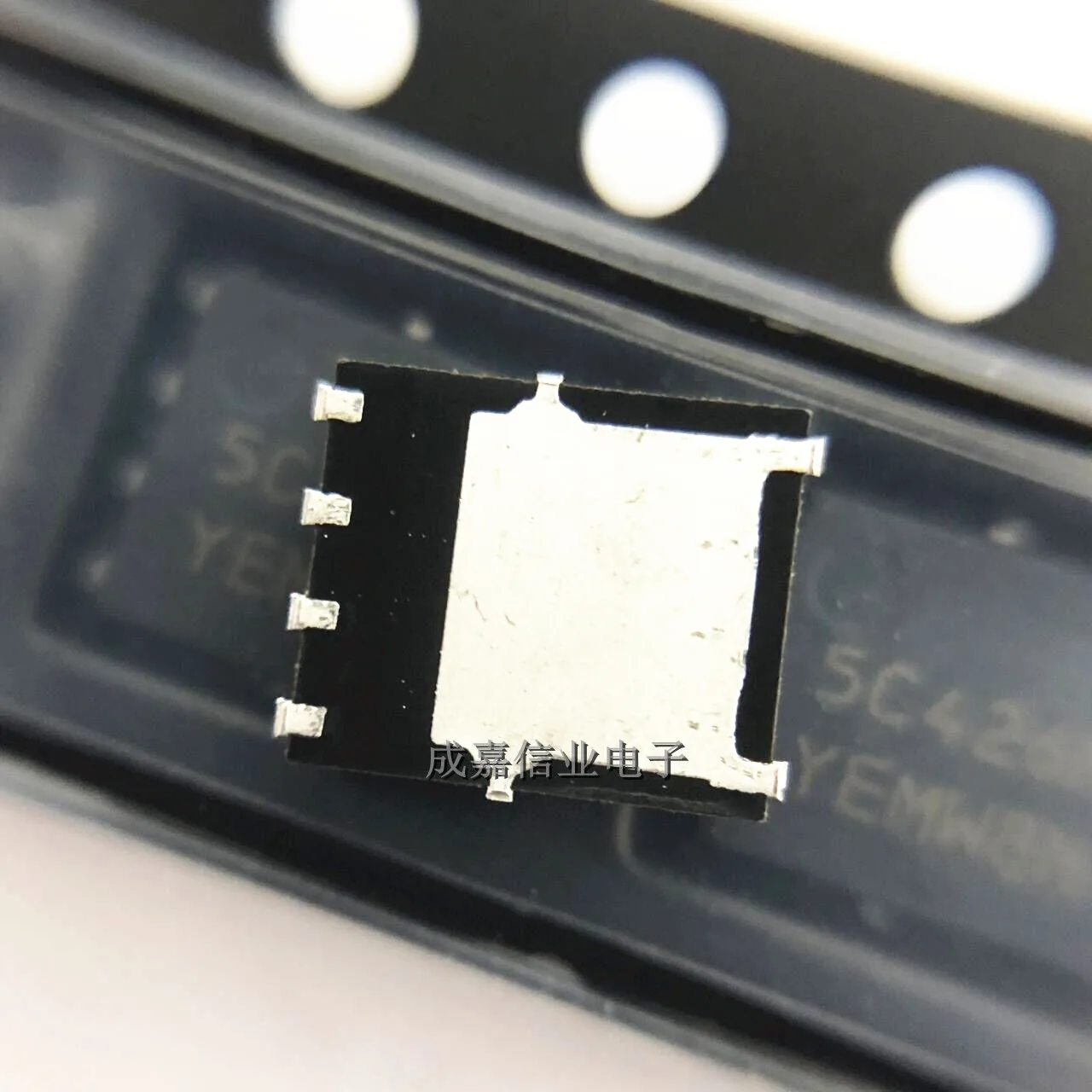 10 sztuk/partia NTMFS5C426NT1G SO-8FL-4; 5 c426n Trans MOSFET N-CH 40V 41A 1.1mOhms 5-pinowa temperatura robocza:- 55 C-175 C