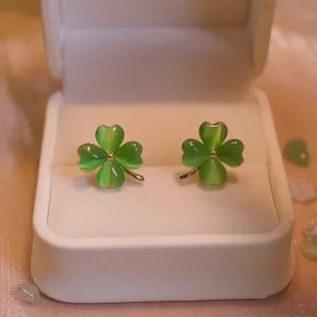 Elegant Luxurious Lucky Clover Opal Earrings for Women Green Colour Love Heart Crystal Earring 2023 New Jewelry for Mom 1
