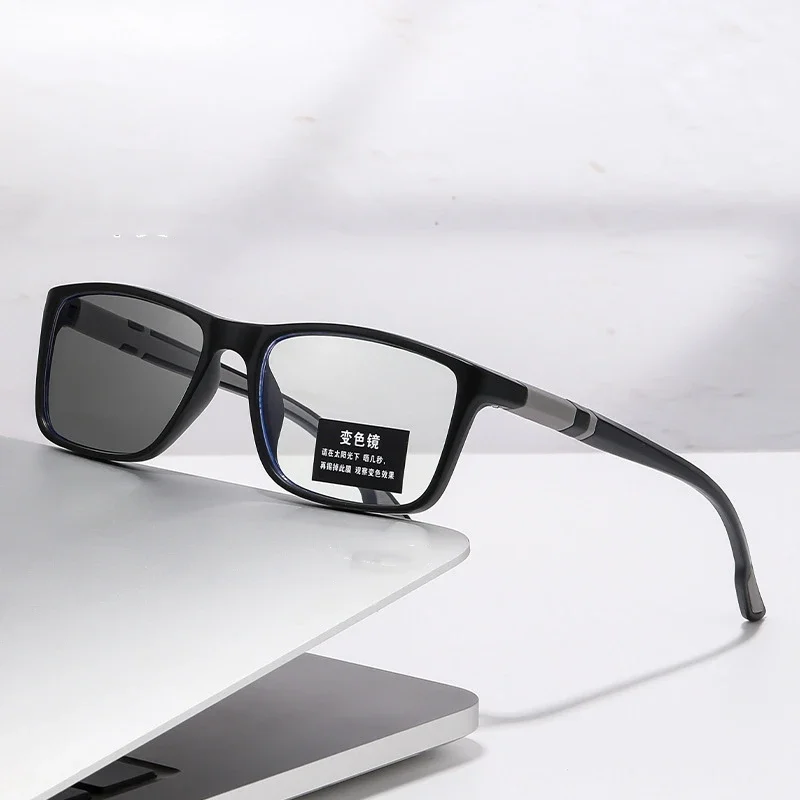 Fashion Sports Photochromic Presbyopia Eyeglasses New Reading Glasses for Women TR90 Frame Color Changing Sunglasses 0 To +4.0 3
