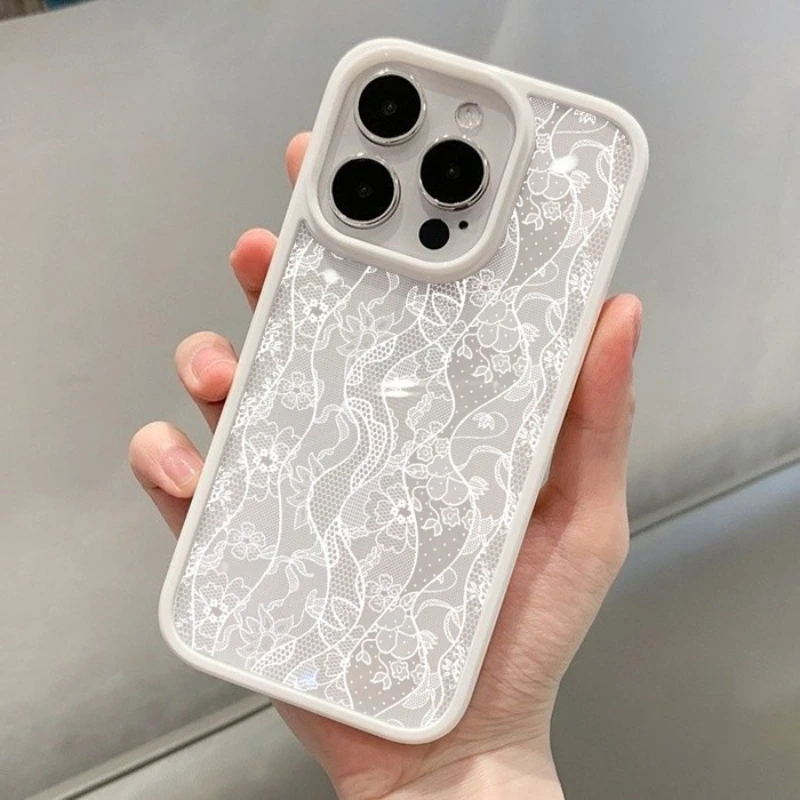 รูปสินค้า เคสลูกไม้สีขาววินเทจ iPhone 17-13 Pro Max