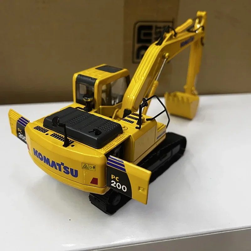 Diecast escala 1:43 KOMATSU PC200-8M0 escavadeira liga engenharia