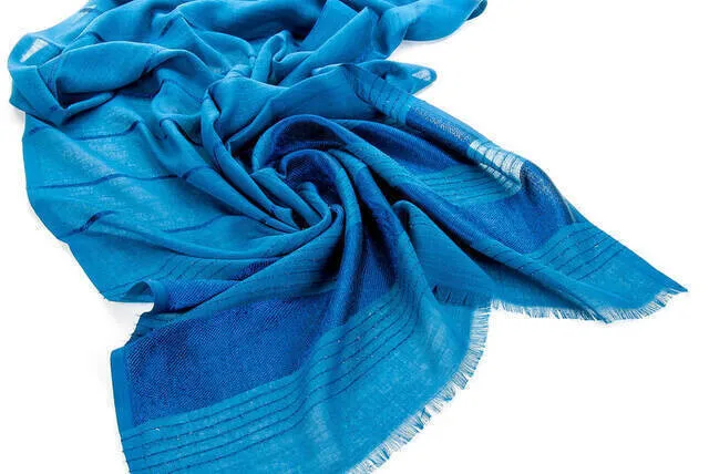 IQRAH Flaming Silvery Shawl-Blue