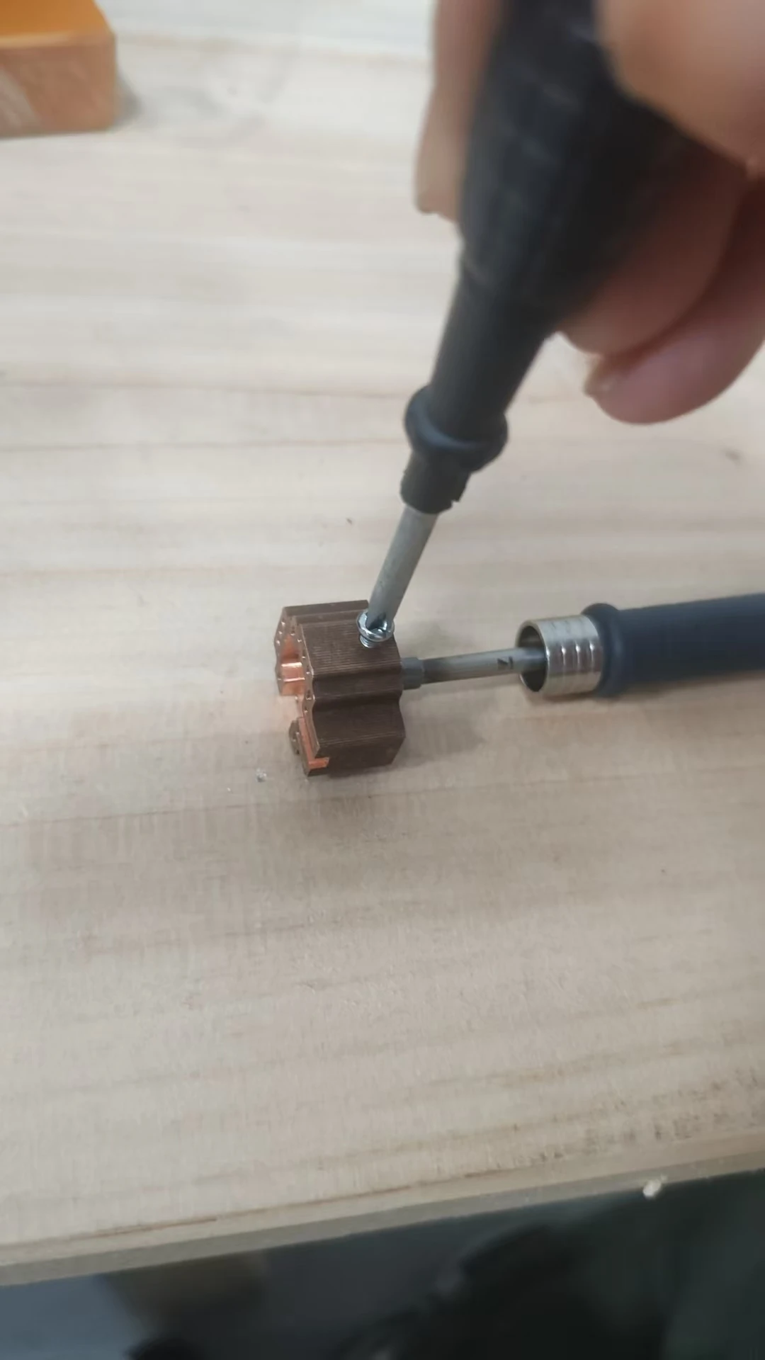 Universal Desoldering Tool for Game Console Analog Sticks