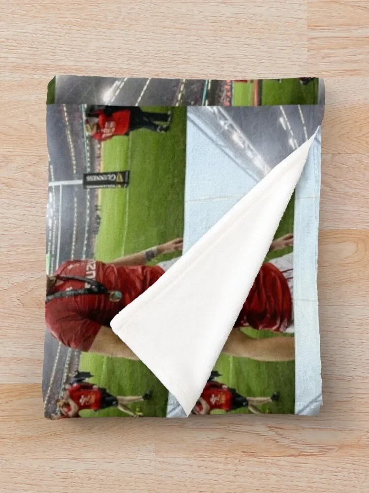 Alun Wyn Jones ������ ���� ���� MVP ������ ���, ���� ħ�� ���� ħ�� ���