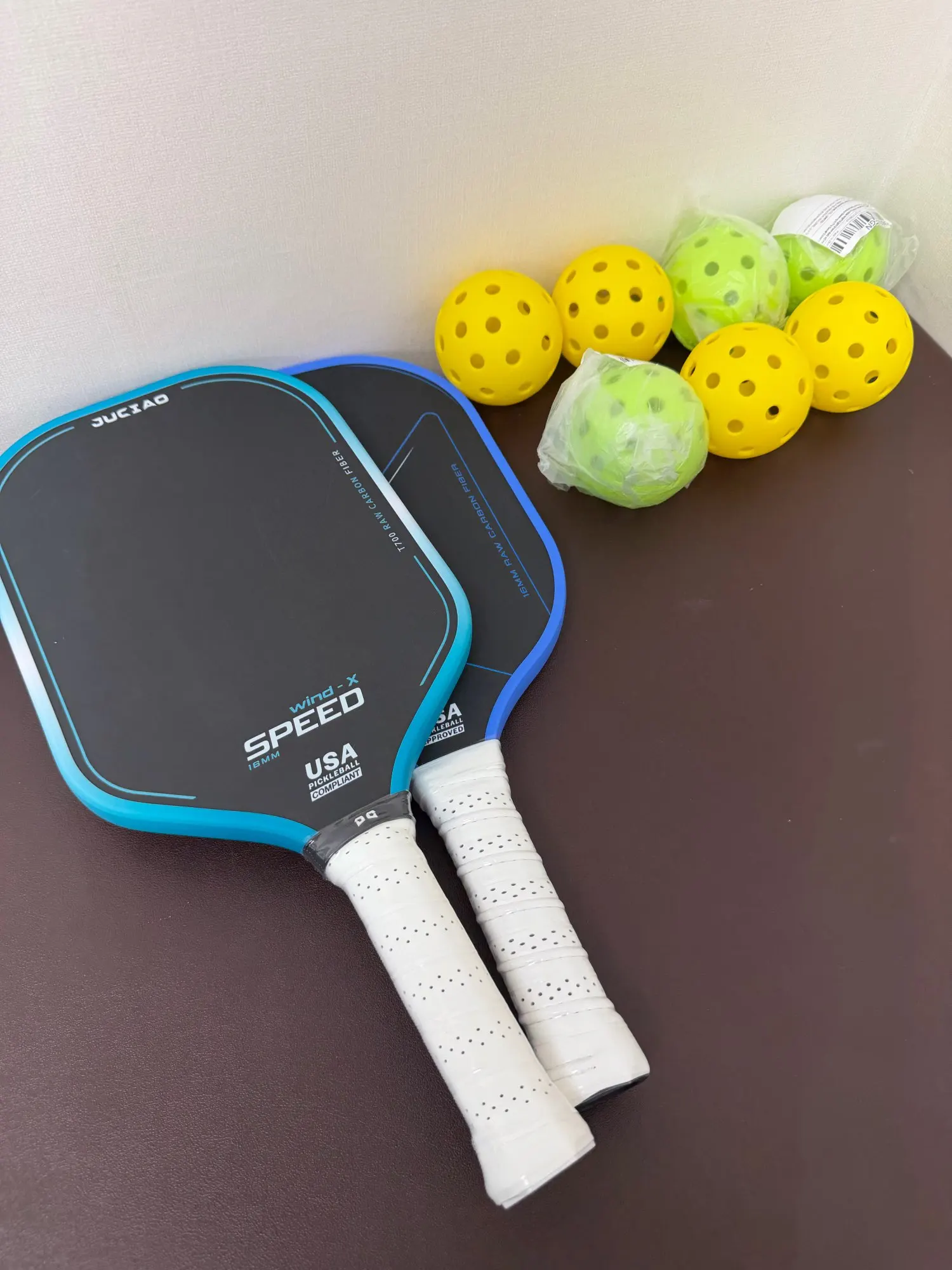 JUCiAO Gen3 Thermoformed T700 Raw Carbon Fiber Pickleball Paddle