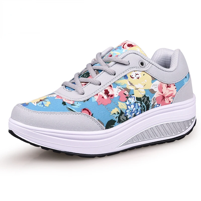 2023Fashion Platform Women's Sports Shoes Wedges Solid Color Versatile Sneakers Non-slip Vulcanize 