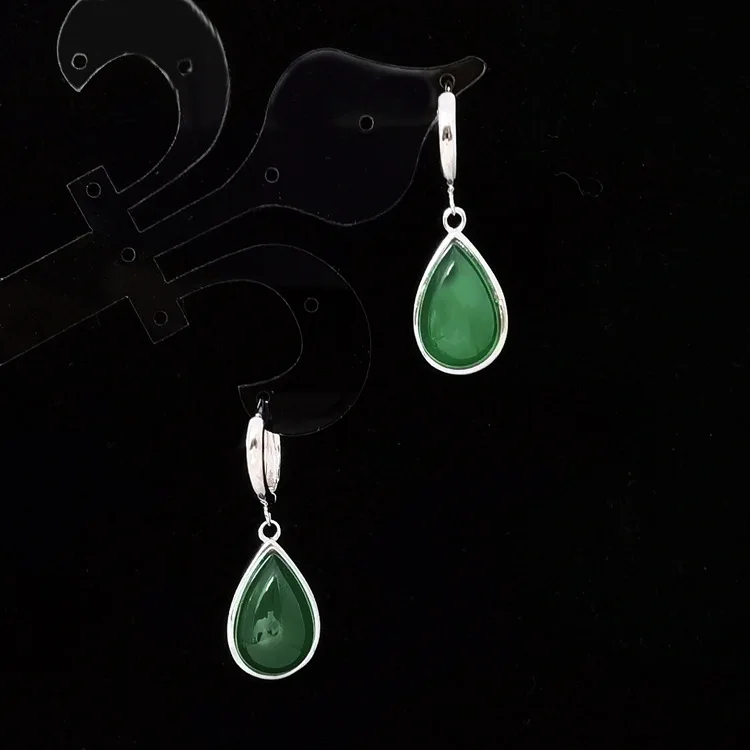100% 925 Sterling Silver retro Feng Shui drop shaped green jade earrings