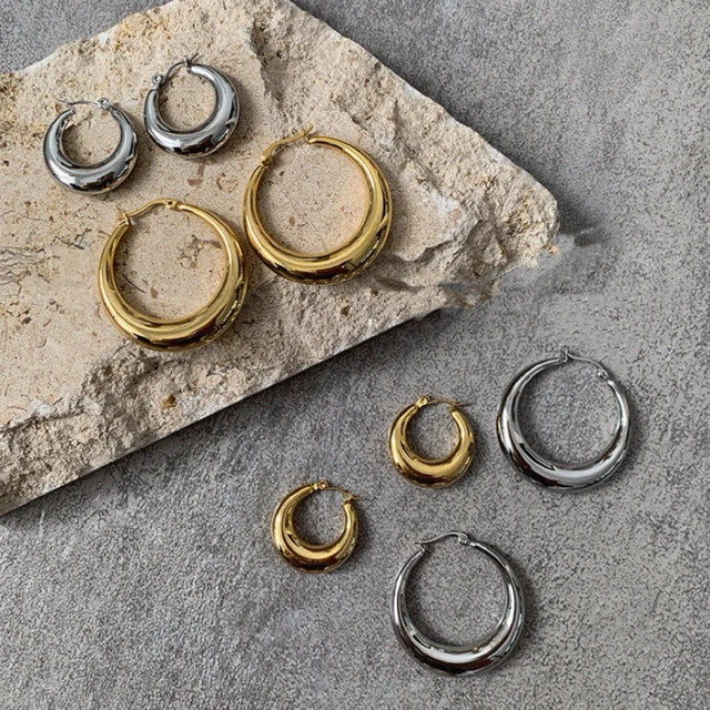 New Style 2024 Wholesale Smooth Exquisite Big Circle Hoop Earrings for Women Girl Wedding Party Large Stainless Steel Jewelry 6