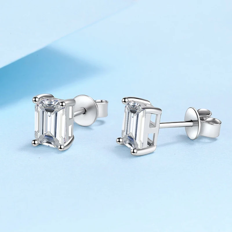 Moissanite Stud Earrings - Package