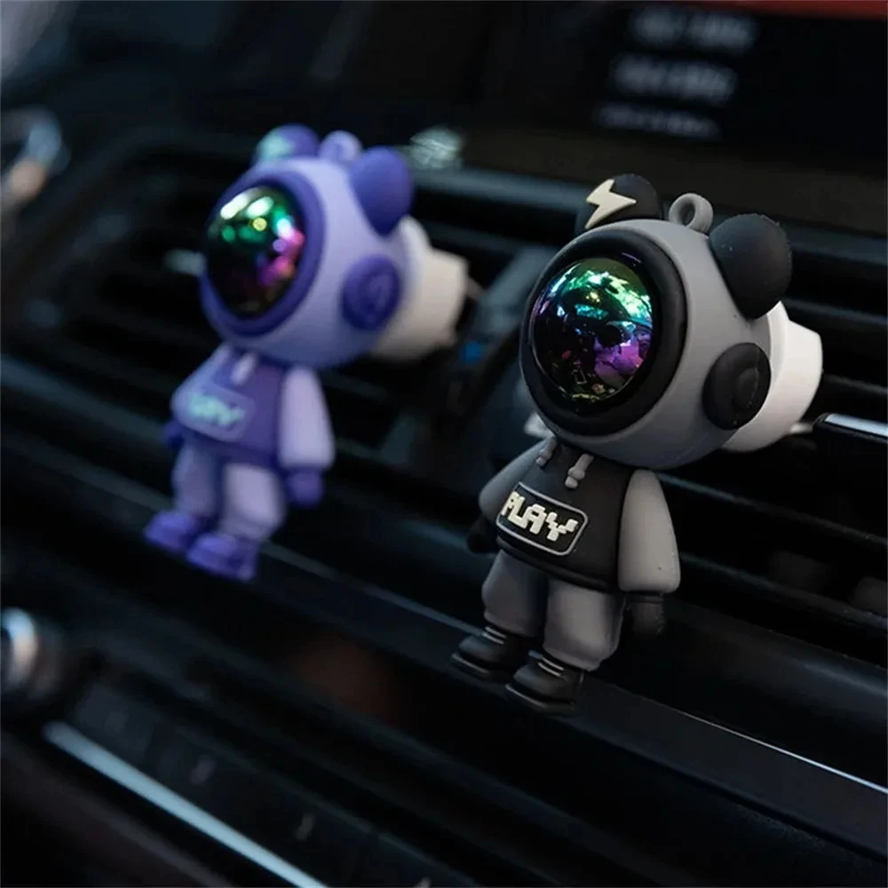 Car Air Outlet Perfume Clip Cartoon Astronaut Air Conditioning Outlet Aromatherapy