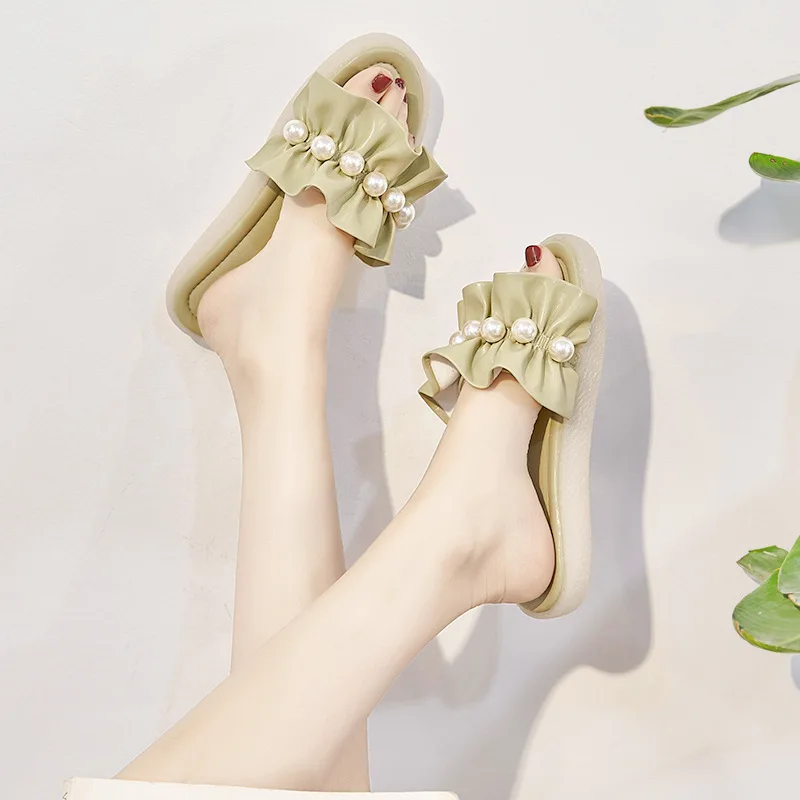 

2022 Leather slippers for women in the summer of wear tendon soft beach shoes M-016
