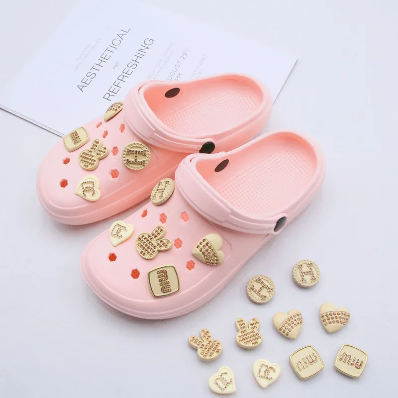 

Hot sales Hole Shoe Charms for DIY Rabbit diamond cartoon Shoe Buckle Decoration for Shoe Charm Accessories Kids Party Gift