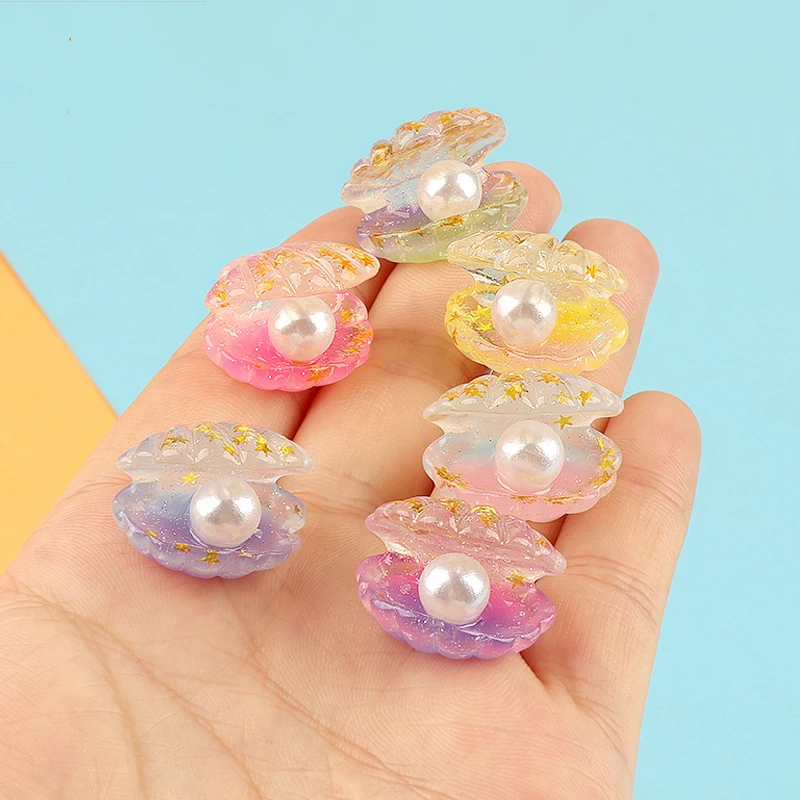 Kawaii Cartoon Funny Noctilucent Pearl Shell Clogs DIY Jewelry Glow In The Dark Accessories 6 Pcs For Adults Kids Gifts Girl Toy elf toy accessories