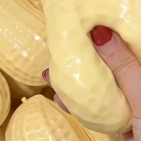 Peanut Stress Ball Crunchy Squeeze Ball Squishy Toy Buttery-Soft Feel Fidget Toy ASMR Sensory Anti Stress Toys for Kids Adults