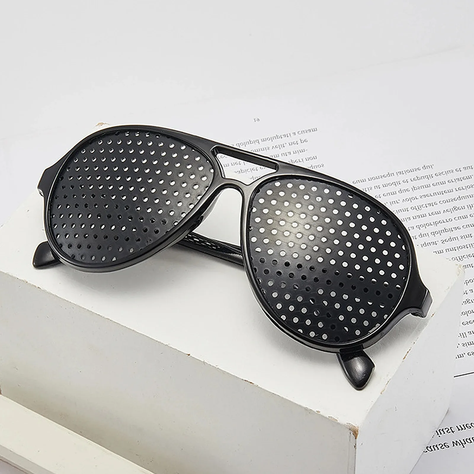 Vision Care Wearable Corrective Glasses Improver Stenopeic Pin Hole Glasses Anti-fatigue Eye Protection pinhole glasses