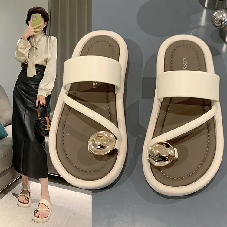 

Шлепанцы женские резиновые, блестящие тапочки на плоской подошве, модные мягкие роскошные сандалии-Желе, в римском стиле, 2024