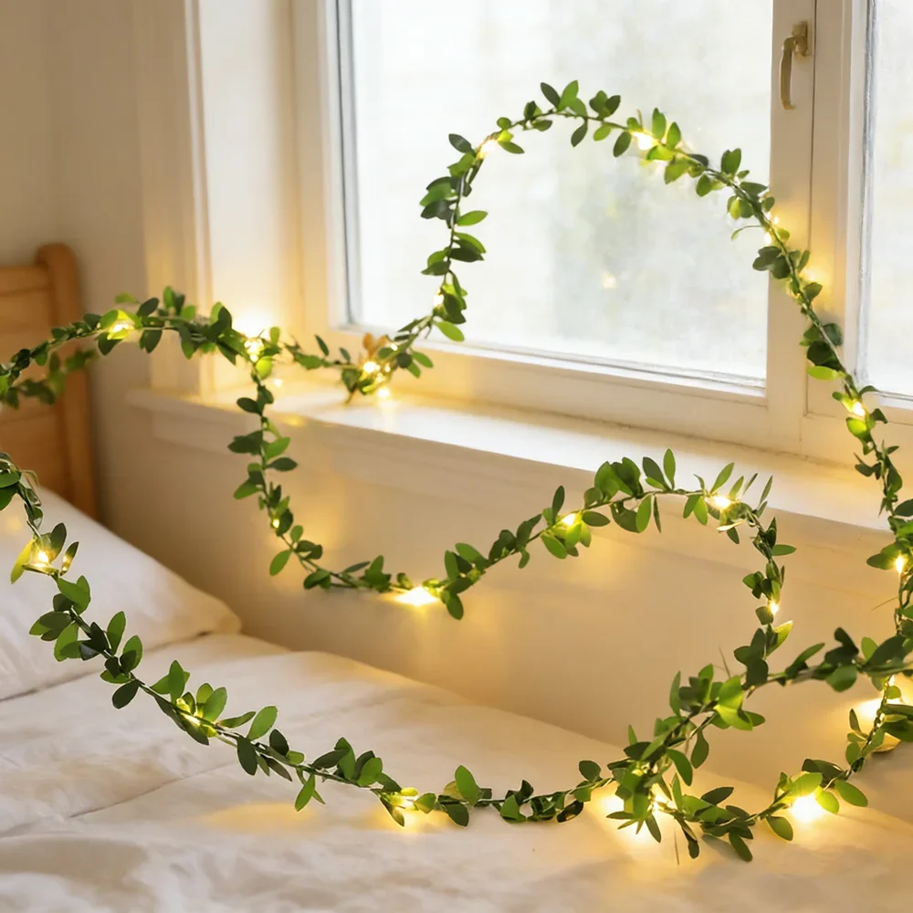 Green Leaf String Lights - Artificial Ivy Vine Fairy Lights for Wedding, Party, and Home Decoration