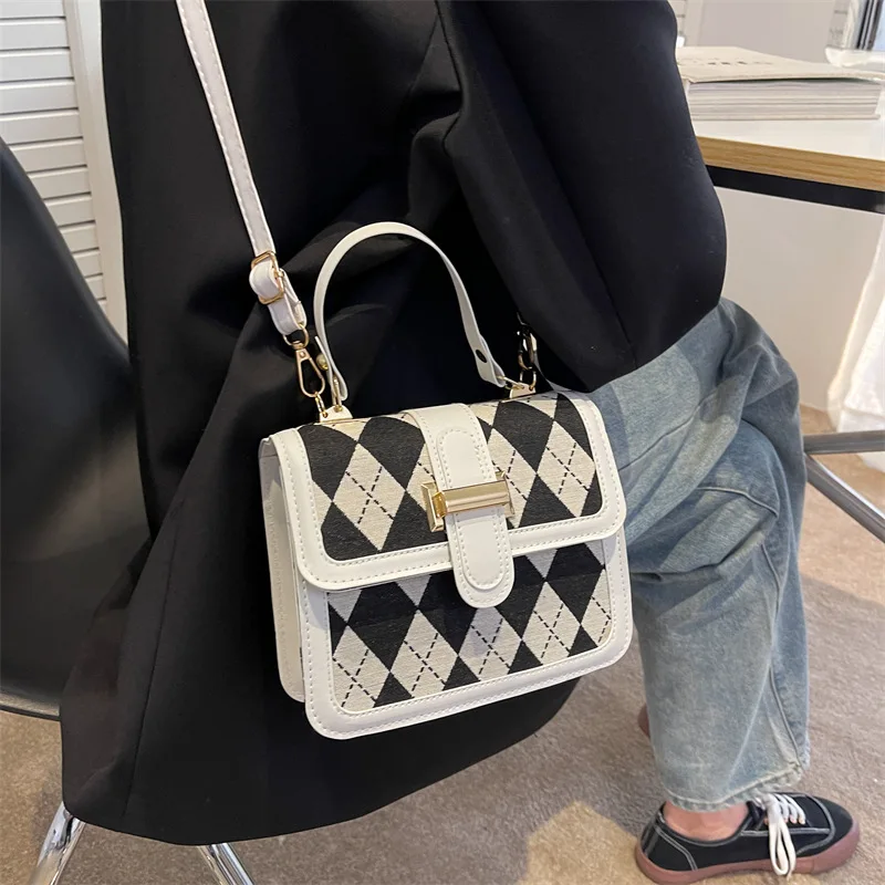 2023 new rhombus splicing handbags summer trend fashion shoulder bag casual  simple small square bag