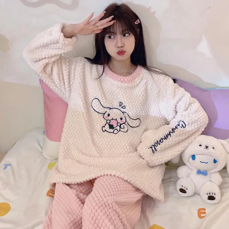 

New Kawaii Sanrios Cinnamoroll Pochacco Round Neck Plush Pajamas Winter Home Clothing Cartoon Christmas Birthday Gift For Girls