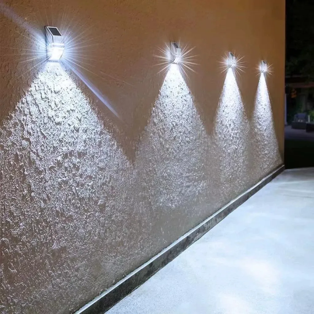 ضوء السياج الشمسي الفولاذ المقاوم للصدأ في الهواء الطلق مقاوم للماء تعمل بالطاقة الشمسية سطح السفينة ضوء جدار جبل ساحة فناء محس حركة مصابيح أمنية