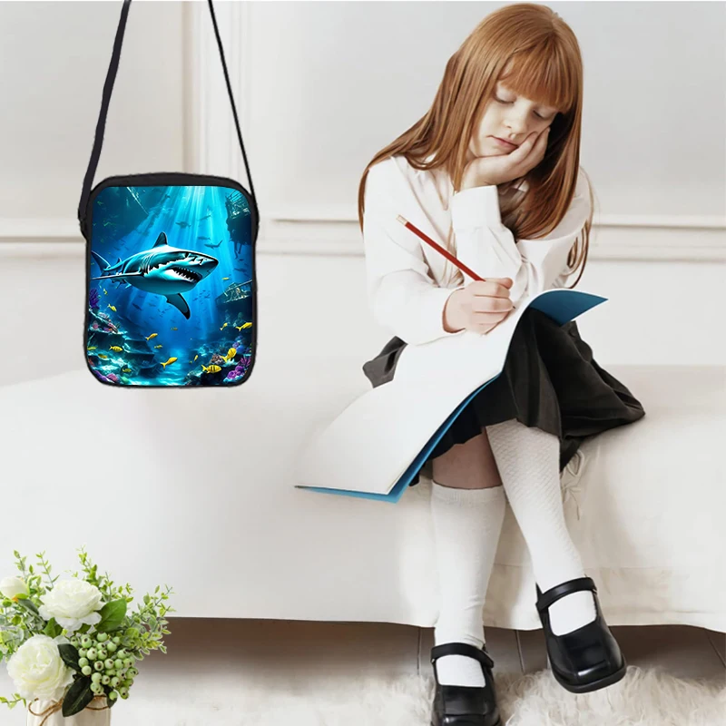 아동용 상어 프린트 숄더백, 가벼운 무게추 크로스바디 백, 동물 프린트 학교 가방, 소년과 소녀를 위한 최고의 선물, 3D 아동용 상어 프린트 숄더백, 가벼운 무게추 크로스바디 백, 동물 프린트 학교 가방, 소년과 소녀를 위한 최고의 선물, 3D