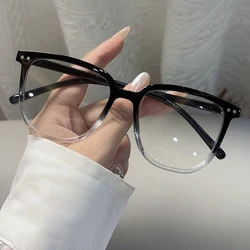 Women's Retro Flat Frame Anti - Blue Light Glasses (Black and clear)