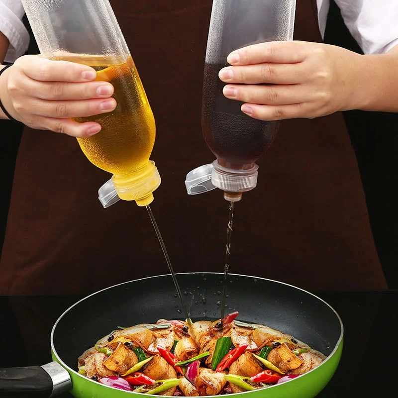 300/500/1000ml Squeeze Bottle with Nozzle Ketchup BBQ Sauce Olive Oil Dispenser Oil Container Kitchen Condiment Bottle