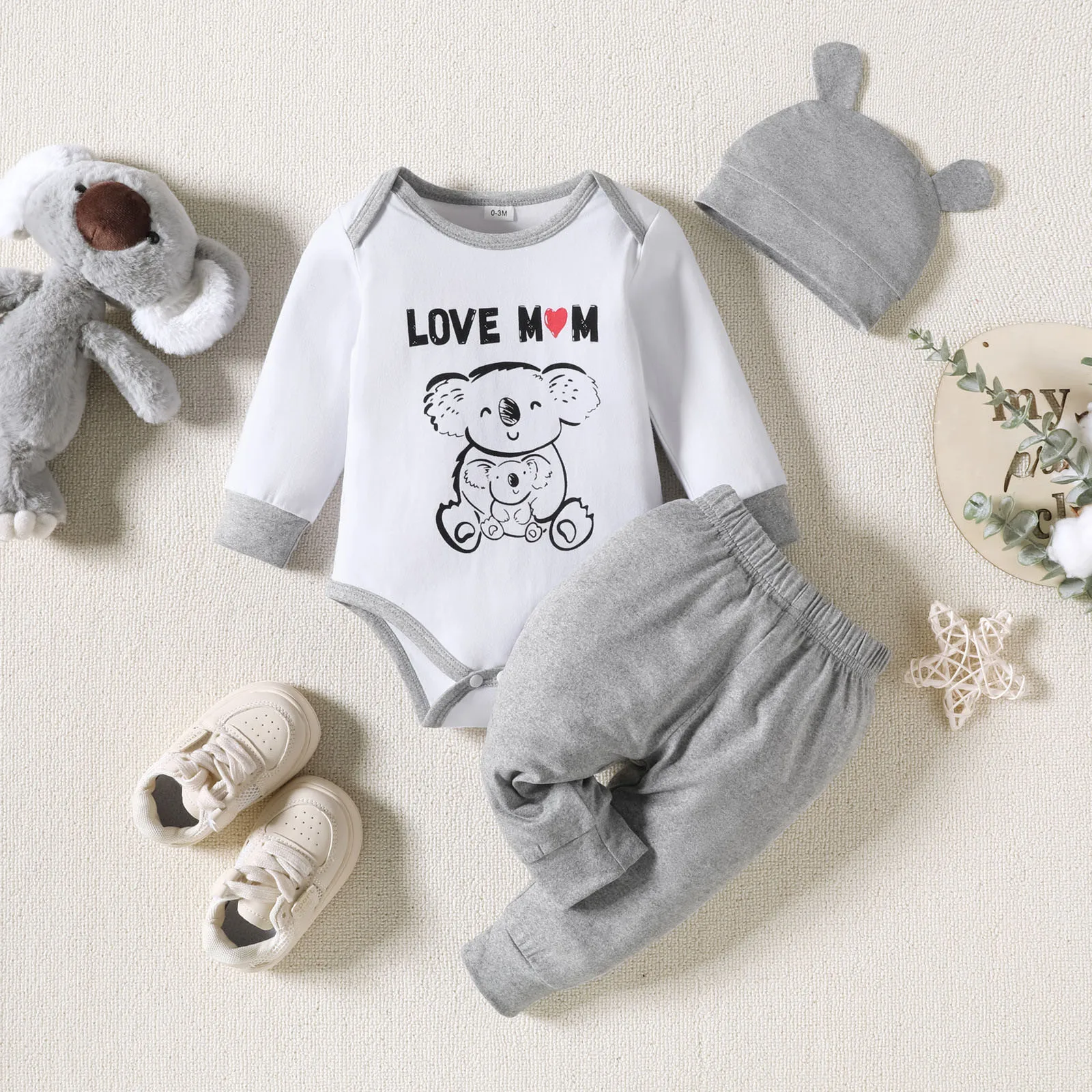 

Infant Boys Clothes Sets Fall Outfits Long Sleeve Letter Romper Bodysuit Cartoon Print Pants Hat Outfit 3Piece Baby Boys Clothes