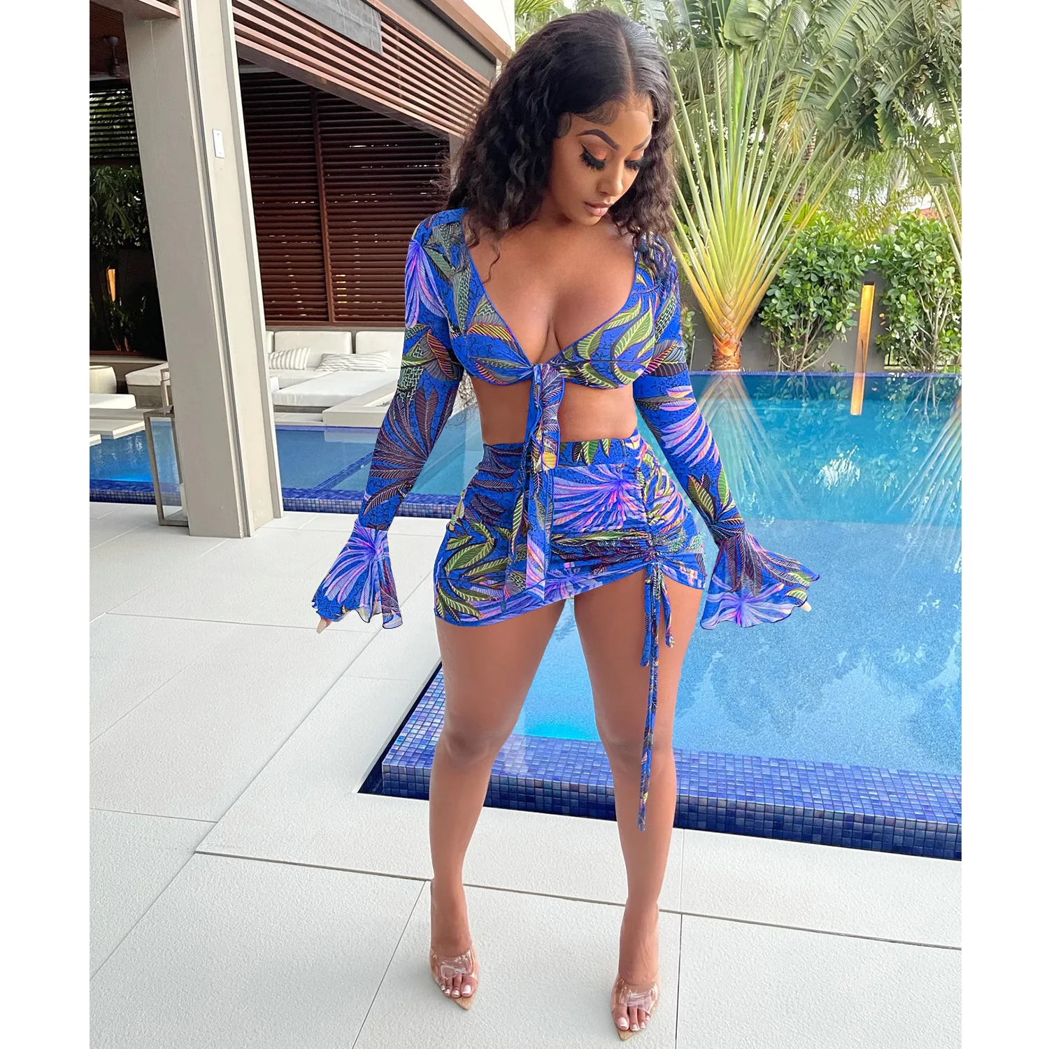 

Summer Women's Suit Fashion Printed V-Neck Lace-Up Long-Sleeved Short Top And Drawstring Skirt Sets Lady's Two-Piece Set
