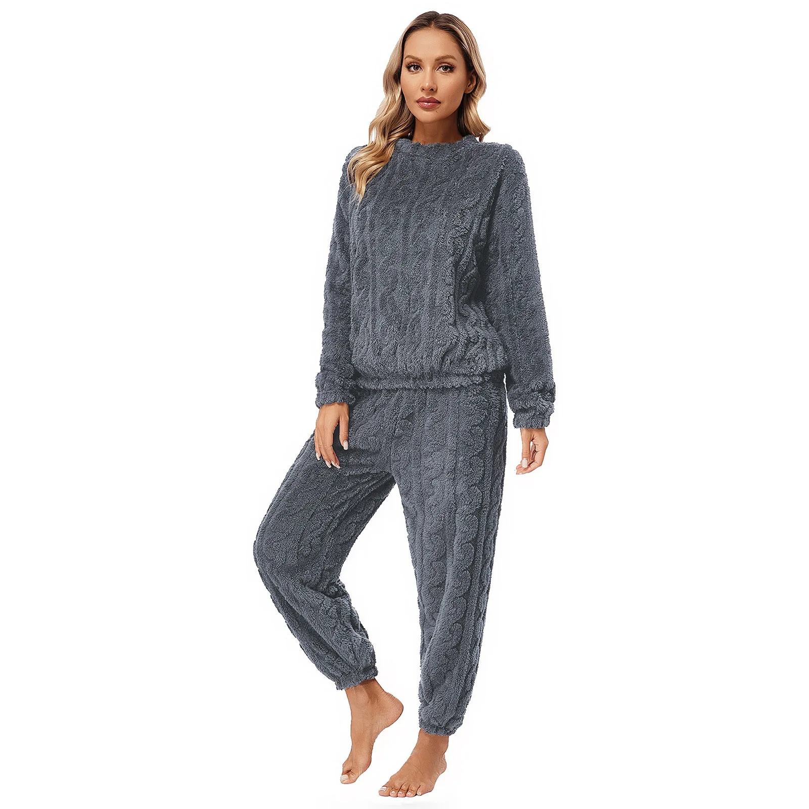 Tulip Pattern Round Neck Coral Fleece Winter Pajama Set