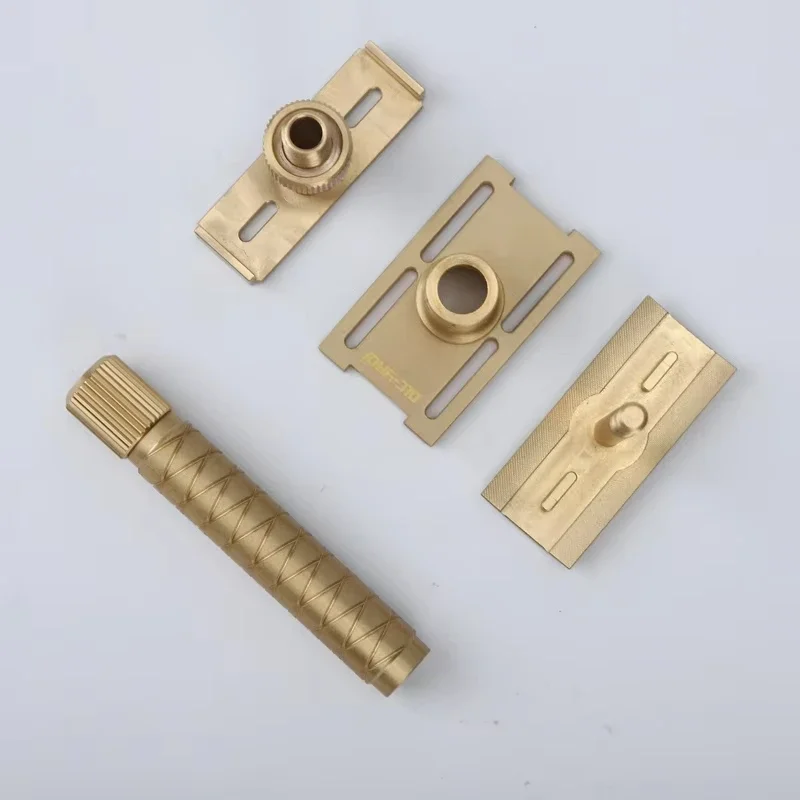 야치 100% 황동 소재 조절 가능한 더 파이널 컷 - 황동 V2 안전 면도기, 90mm 길이, 12mm 직경으로 편안한 그립감 제공