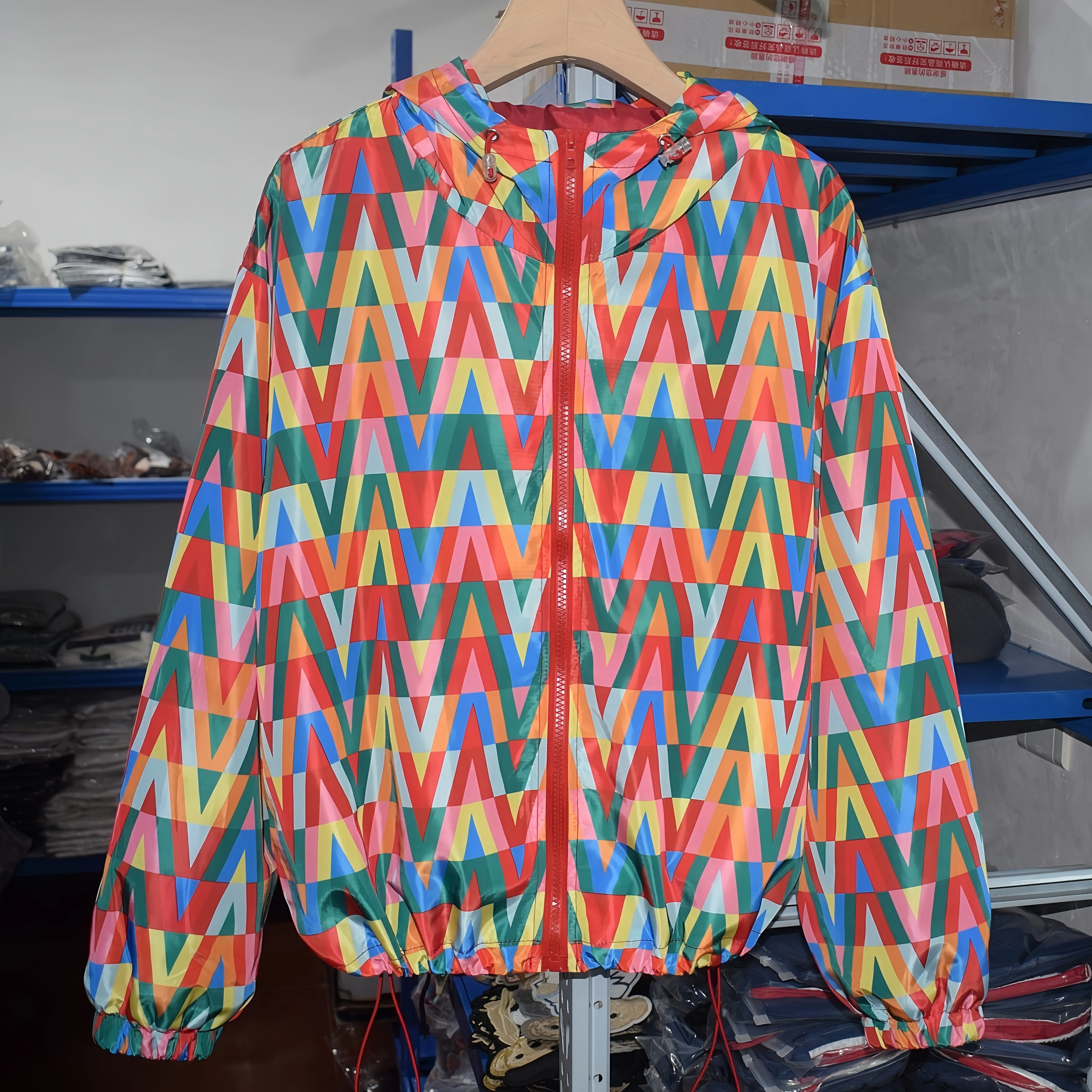 럭셔리 브랜드 디자인 컬러 인쇄 느슨한 지퍼 긴 소매 후드 자켓 여성 코트 패션 레이디 겉옷 의류