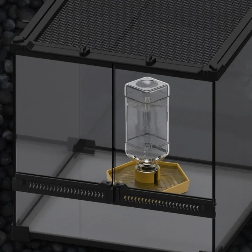 Reptile Anti-Slip Water and Food Dispenser - Stable, Detachable, and Automatic