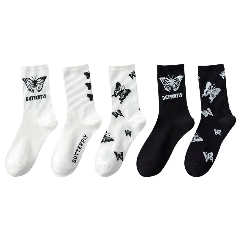 

Black White Cotton Women Socks Fashion Butterfly Pattern Socks Breathable Japanese Harajuku Socks Hip-hop Style Sock for Women